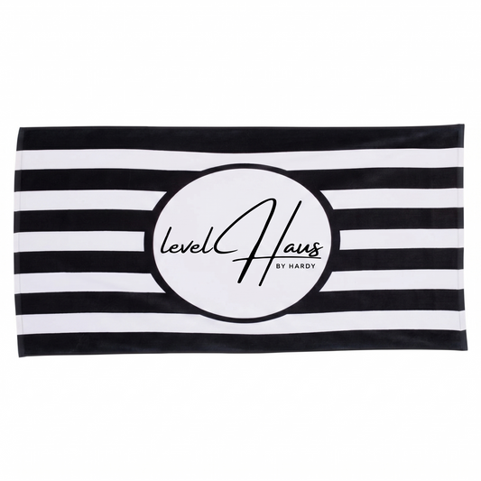 ESSENTIALS BEACH TOWEL