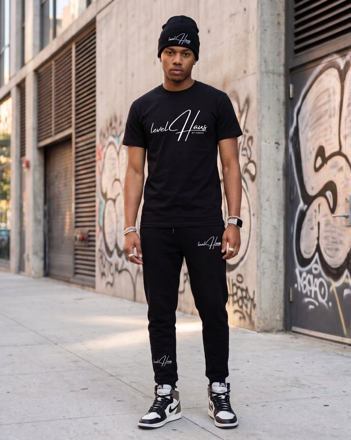 MEN'S HAUS ESSENTIALS