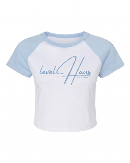 SIGNATURES RAGLAN CROPPED TEE